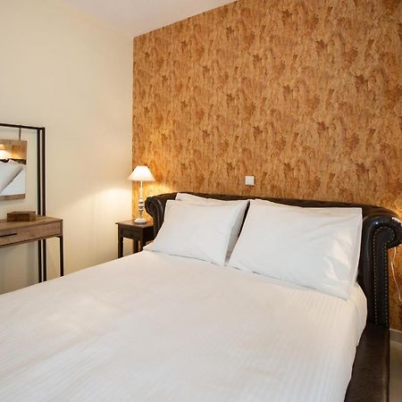 V Luxury Apartment 1 Ioannina Ngoại thất bức ảnh