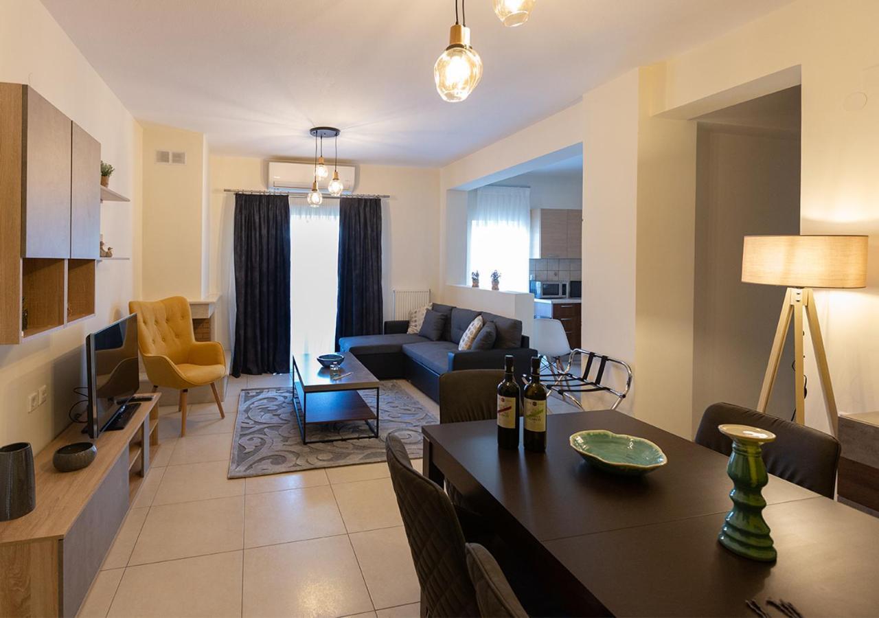V Luxury Apartment 1 Ioannina Ngoại thất bức ảnh