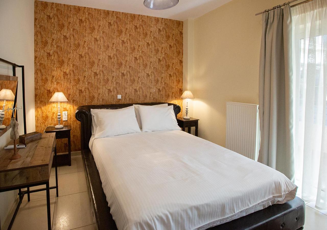 V Luxury Apartment 1 Ioannina Ngoại thất bức ảnh
